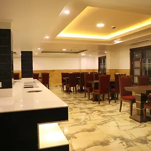Hotel The Grand White By Parfait Shimla