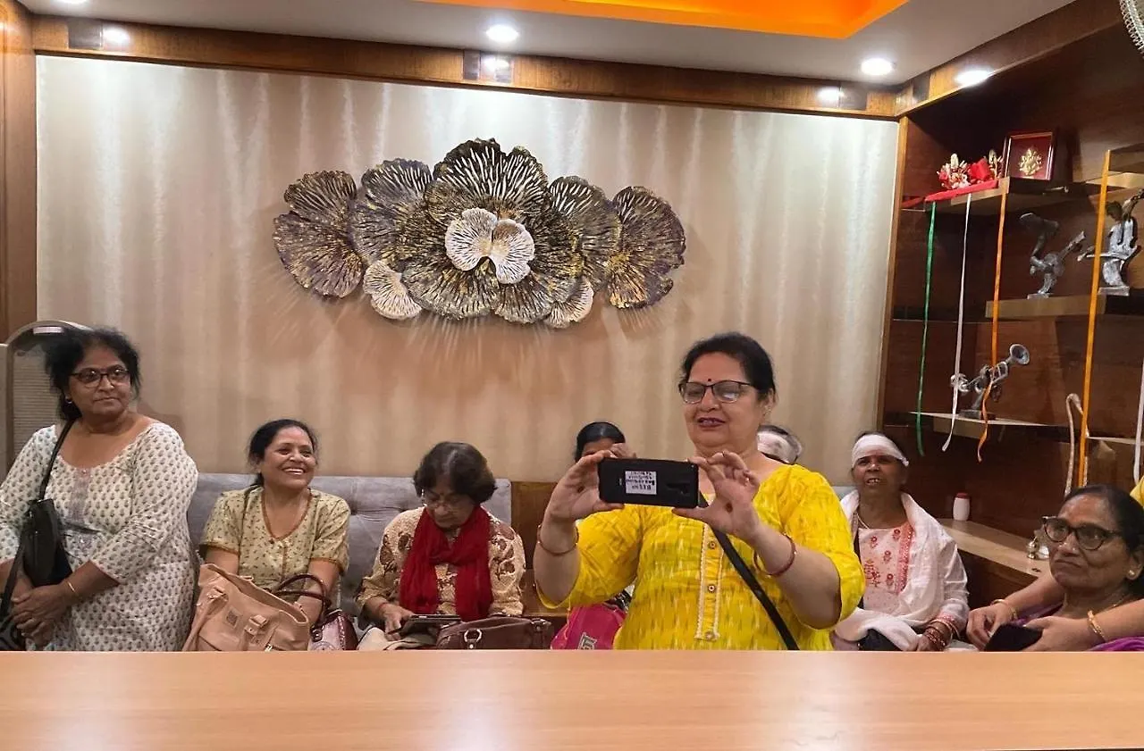 Hotel Benaras Gharana Inn Benares India